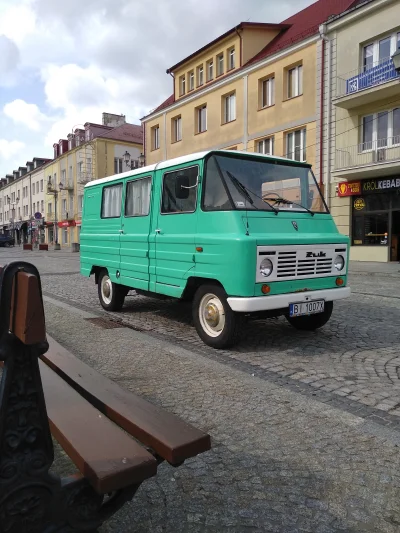 MechanicznyTurek - Idę sobie dziś ulicą #bialystok i oberwałem nostalgią czasów słusz...