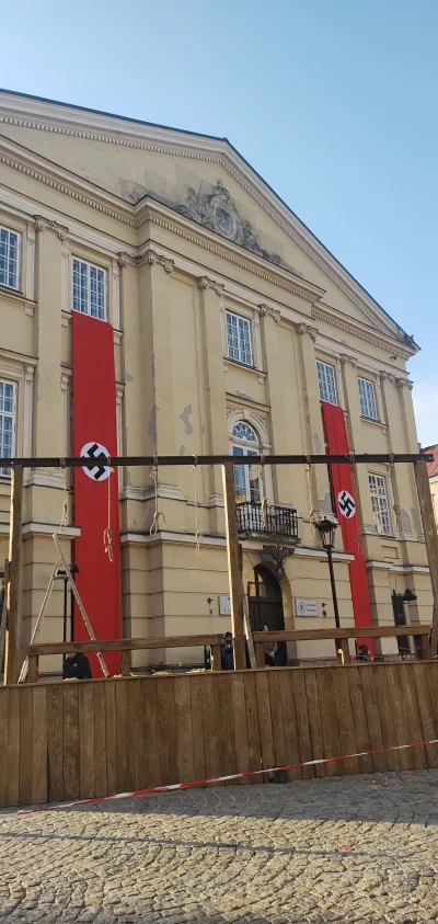 psycha - Co z tego, że uchodźcy z Niemiec wywieszają flagi III Rzeszy? Dla nich to sy...