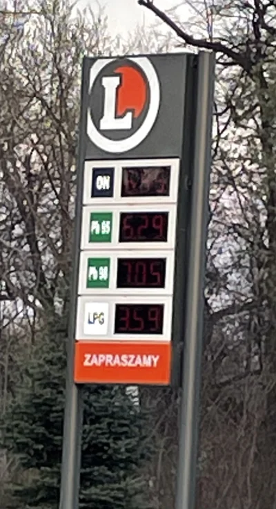 Analogowy_Brokul - Ceny paliw "na teraz" w #swidnica - leclerc (dawne tesco):
On 6.95...