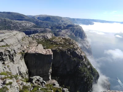 S.....t - @awitampanstwa: W porównaniu do Giewontu trasa na Preikestolen to bułka z m...