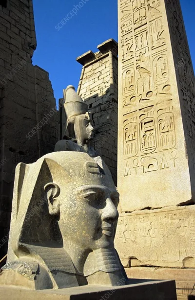 PrezesTalarek - @Trybun_Plebejski: to też są toporne egipskie kamienie?