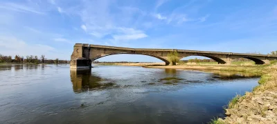 myszczur - Ruiny mostu w Kłopocie, jechałem tam z Krosna Odrzańskiego, gdzie chillowa...