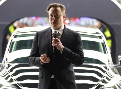 chigcht - Przecież to Saul Goodman, a nie Elon Musk ( ͡° ͜ʖ ͡°)
