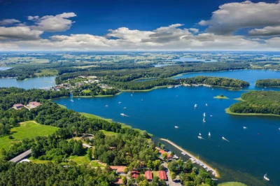 TurboBlejzer - #mazury

Mirki, macie jakies fajne miejscowki z domkami do wynajecia...