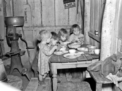 myrmekochoria - Kolacja wigilijna w Smithfield, Iowa, 1936

#starszezwoje - blog ze...