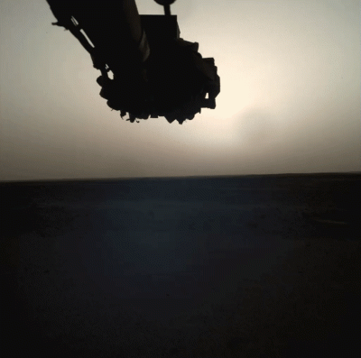 p03e - Wschód Słońca na Marsie <3
https://twitter.com/NASAInSight/status/15142823115...