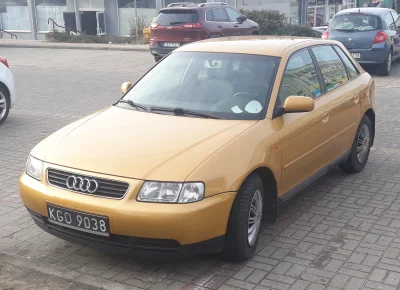 M.....7 - #czarneblachy #carspotting #parkology #samochody #audi 
Co prawda gardzę Au...