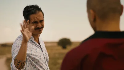p03e - Kurde, kupiłbym sobie taką koszulę na wakacje jak miał Lalo w Better Call Saul...