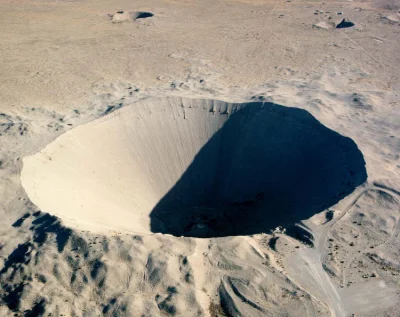 yolantarutowicz - @januszzczarnolasu: Tak przy okazji, krater z foto to amerykański S...
