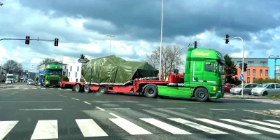 ziemba1 - Tak wlasnie powien byc transportowany sprzet na Ukraine przez PL. (podobno ...
