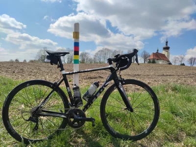 Parseval - Najważniejszy słupek do opierania rowerów w Polsce południowej zaliczony!
...