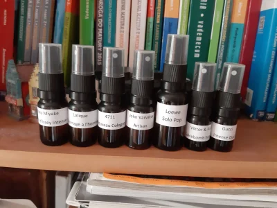 dobrypiotrek - dekanty na sprzedaż
Viktor & Rolf Spicebomb Extreme - 4,5 ml 17 PLN
...