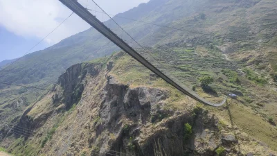 kotbehemoth - Lubię te wiszące mosty w Himalajach w Nepalu. Nawet nie wiem ile takich...