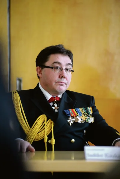 nowyjesttu - Generał Jaakko Kaukanen- szef Fińskiej Straży Granicznej w mundurze galo...