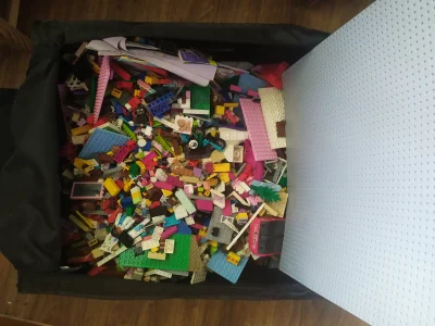 ihor - Mam taki worek #lego i chciałbym się jego pozbyć. Większość to LEGO friends. P...