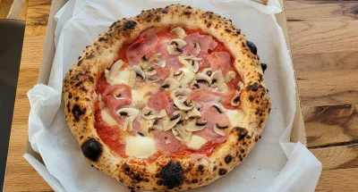 rnggod - Pizza z lokalu czy własna? ( ͡° ͜ʖ ͡°)
#pizza
