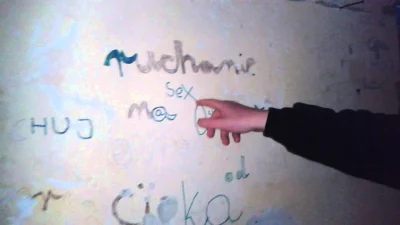 nie_mientki - Okultystyczne napisy na ścianie