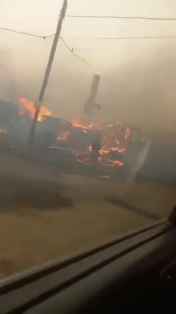 waro - Apokaliptyczne sceny w Krasnorajsku (Rosja). Pożary lasów przeniosły się na ok...