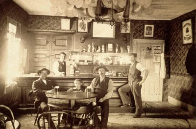 myrmekochoria - Saloon w Manitowoc, lata 90. XIX wieku.

#starszezwoje - blog ze st...