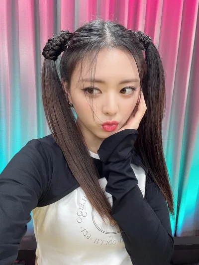 PanTward - #koreanka #itzy #yuna