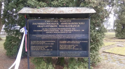 ernestkoski72 - @moby22: 
Radziecki Cmentarz Wojenny przy ulicy Szarych Szeregów

Cme...