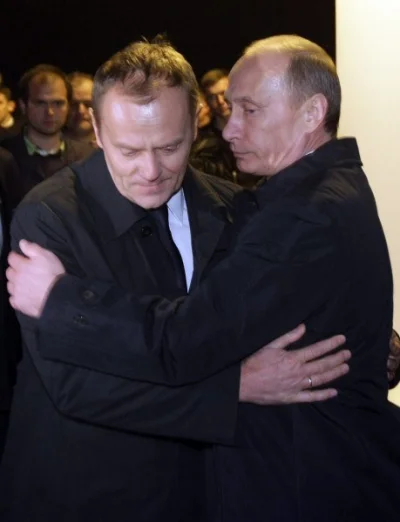 b.....z - @olrajt: wedle twojej logiki: Nie na darmo się Tusk spotykał z Putinem.