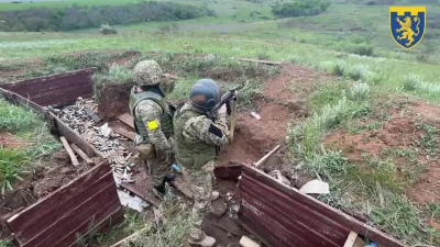Mikuuuus - > Bojownicy Wojsk Obrony Terytorialnej Sił Zbrojnych Ukrainy trenują i opa...