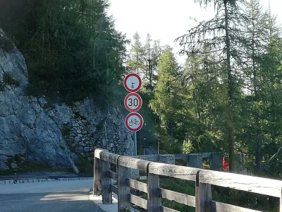 untouchablee - Tunel do złotej windy+ ciekawy znak z żółwiem - dalej mam z nim zonka ...