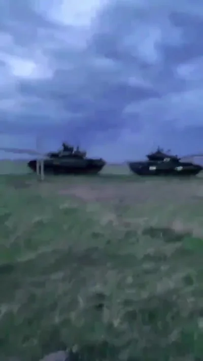 waro - Ukraińcy chwalą się podwędzonym T-90 ( ͡° ͜ʖ ͡°)

#ukraina