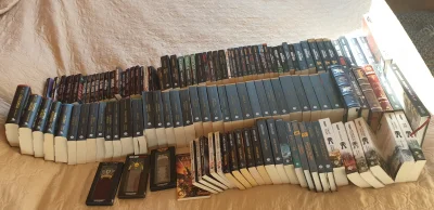 koziolek666 - Jak wygląda 3,5mb książek ze świata Warhammera? Ano tak. Przy czym nie ...