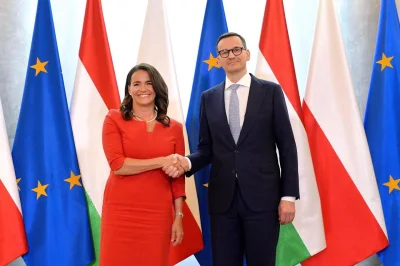 LukaszTV - Prezydent Węgier pani Katalin z takim szczerym uśmiechem a Mati taki jakby...