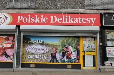 M4rcinS - > @ciezki_przypadek: bardziej o to że takich reklam po polsku nie uświadczy...