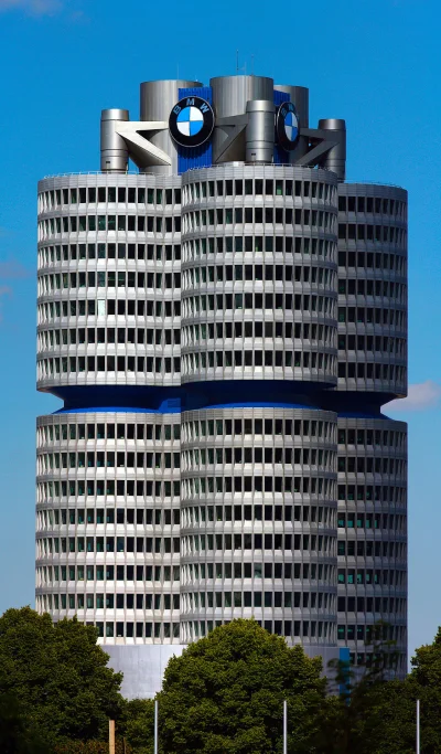 wqs - Budynek BMW jest zbudowany w takiej technologii