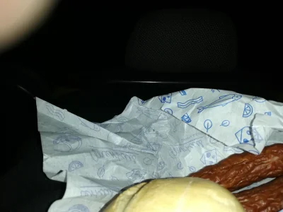 spawngdapl - Kurla zamkneli mi burger Kinga przed nosem, a muszę coś zjeść przed film...