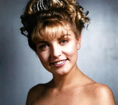 jalop - Laura Palmer, rok 1991.

#aktorki #ladnapani #twinpeaks