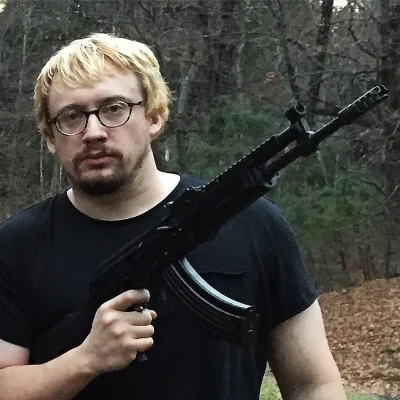 EissIckedouw - @R187 prawdziwym sprawcą strzelaniny był Sam Hyde