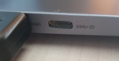s.....9 - @L3gion: mój port USB C wygląda tak jak na zdjęciu. Laptop to Asus vivobook...