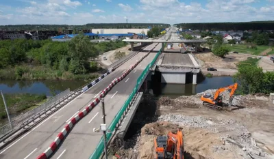 Aryo - Wysadzony 26 lutego most na trasie M-06 w Stojance pod Kijowem został odbudowa...