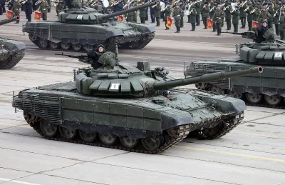 Rohr - > trzy tysiące ton metalu

jeden T-72 waży 41.5 tony, czyli ukradli tyle co ...