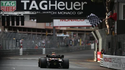 Projectal - Sergio Perez przekraczający linie mety Grand Prix Monaco (｡◕‿‿◕｡)(｡◕‿‿◕｡)...