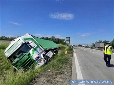 L.....n - Kurcze panowie ten wypadek z dziś we #wroclaw nie wygląda na pierwszy rzut ...