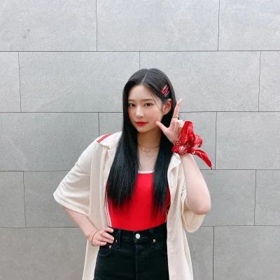 XKHYCCB2dX - #minju #izone 
#koreanka