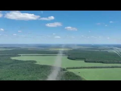 Aryo - Niezwykłe nagranie z drona, na którym widać parę ukraińskich samolotów Su-25 z...