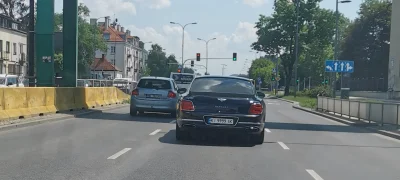 wakxam - Jacy biedni Ci Ukraińcy... Nawet na jedzenie im nie starcza! Dajmy im jeszcz...