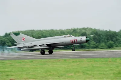 calibromaniac - MIG 21R nr 1273 JW 1031 32 PLRT

Lokalizacja: EPSO - Bielice

Dyż...