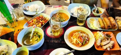 kotbehemoth - Pozdro z Bangkoku Mirki. 

#jedzenie #tajlandia #podrozujzwykopem #jemp...