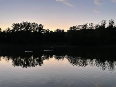 peteQ - #lodz 
Park na zdrowiu, ludzie śpiewający barkę - pzdr xd