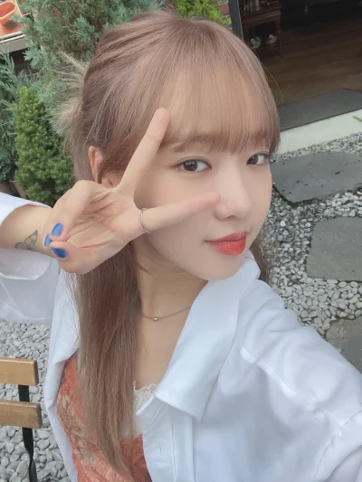 XKHYCCB2dX - #yoojung #wekimeki 
#koreanka