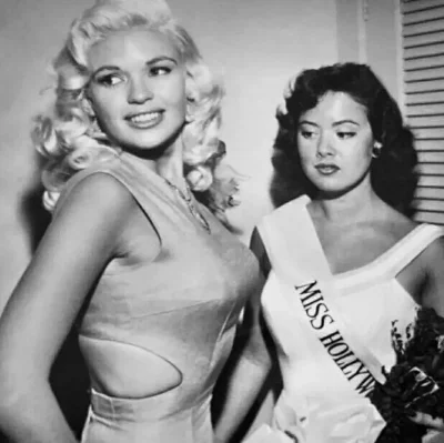 brusilow12 - Jayne Mansfield na zdjęciu wraz z Miss Hollywood ( ͡º ͜ʖ͡º)


#fotohi...