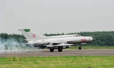 calibromaniac - MIG 21R nr 2213 JW 1031 32 PLRT

Lokalizacja: EPSO - Bielice

Cie...